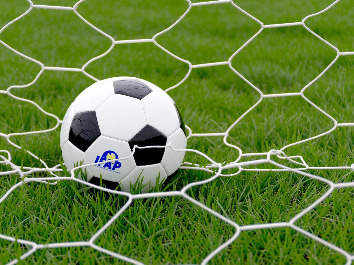 开云体育app入口-五大联赛防线集体压上的风险是否值得重新评估，五大联赛的规则